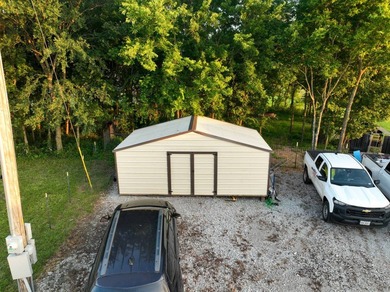 Welcome to ideal rural living and modern convenience with this - photo 39