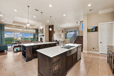 Perched to capture breathtaking views over a nature preserve - photo 46