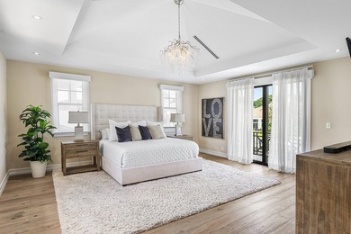 This Impeccably Renovated 5BDRM, 5.1BA Waterfront Residence - photo 15