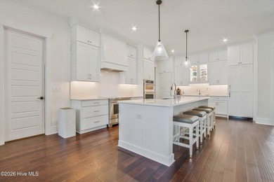 Welcome to 3 Ridgeland Street -- An Extraordinary Custom Home in - photo 16