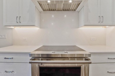 Welcome to 3 Ridgeland Street -- An Extraordinary Custom Home in - photo 21