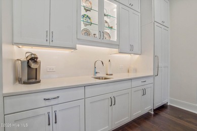 Welcome to 3 Ridgeland Street -- An Extraordinary Custom Home in - photo 22