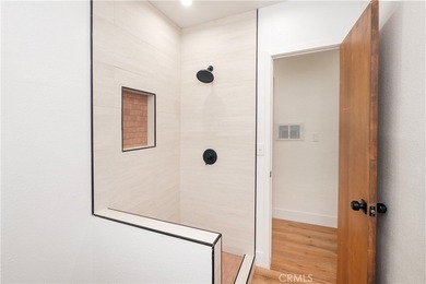 Pacific Park Location! This stunning home OFFERS: the perfect - photo 24