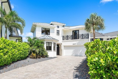 This Impeccably Renovated 5BDRM, 5.1BA Waterfront Residence - photo 34