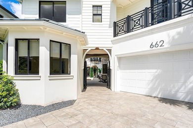 This Impeccably Renovated 5BDRM, 5.1BA Waterfront Residence - photo 36