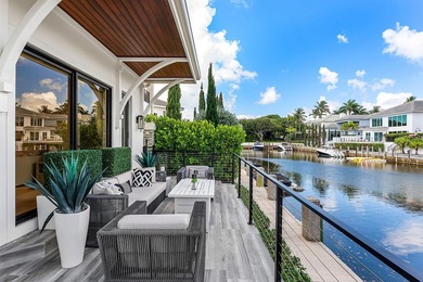 This Impeccably Renovated 5BDRM, 5.1BA Waterfront Residence - photo 50