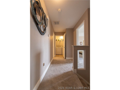 IMMACULATE ... [3-bedroom / 3 full bathrooms (2 ensuite - photo 22