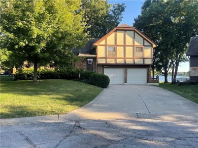 Lake Home For Sale in Lees Summit, Missouri