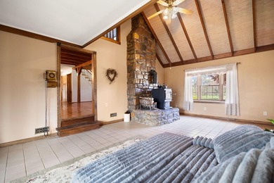 Tucked away in a private, peaceful setting, this one-of-a-kind - photo 28