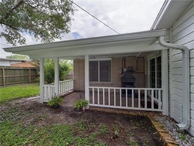 Locatoin, location, location! Tucked in the highly desirable Bay - photo 29
