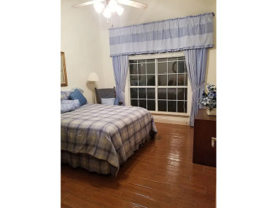 4,574 sq. ft.,custom-built, barrier-free single story,1/2 acre lo