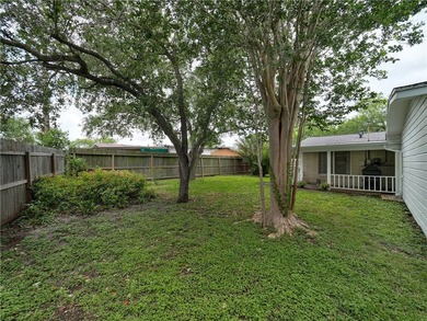 Locatoin, location, location! Tucked in the highly desirable Bay - photo 32