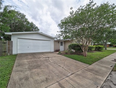 Locatoin, location, location! Tucked in the highly desirable Bay - photo 33