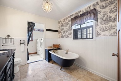 Tucked away in a private, peaceful setting, this one-of-a-kind - photo 46