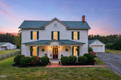 Begin your family's next chapter in this vintage 4 Bedroom, 2.5 - photo 2
