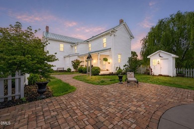 Begin your family's next chapter in this vintage 4 Bedroom, 2.5 - photo 3