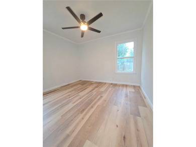 Welcome to 1532 Daytona Dr - a beautifully renovated 3-bedroom - photo 12