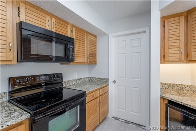 Your Family Lake House Awaits at the 3MM! Discover the perfect - photo 13