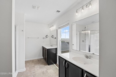 Welcome home to this beautiful 4-bedroom, 2.5-bath home in the - photo 20