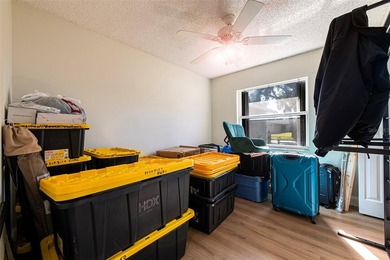 Beautifully maintained 4-bedroom, 2-bath, 2-car garage home - photo 22