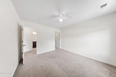 Welcome home to this beautiful 4-bedroom, 2.5-bath home in the - photo 29