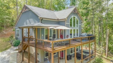 Lake Keowee Home For Sale in Sunset South Carolina