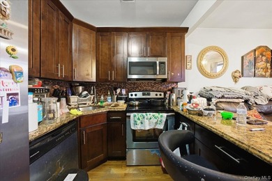 PRICE DROP! WILL BE DELIVERED VACANT! 5 BEDROOMS AND 3 - photo 8