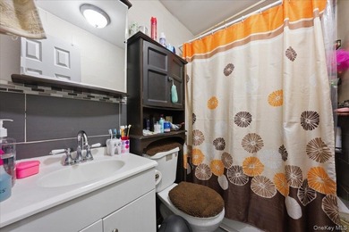 PRICE DROP! WILL BE DELIVERED VACANT! 5 BEDROOMS AND 3 - photo 10