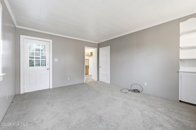 Back on the market through no fault of the seller. Don't miss - photo 22