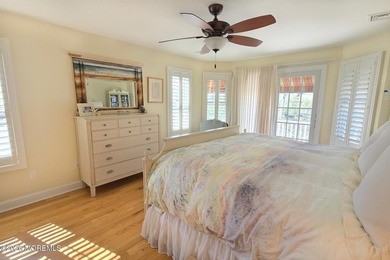 Welcome to this exceptional bayside retreat offering nearly 2 - photo 28