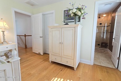 Welcome to this exceptional bayside retreat offering nearly 2 - photo 31