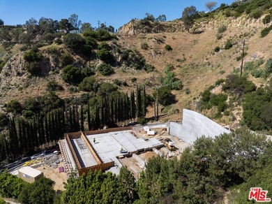 Development opportunity currently under construction at the top - photo 4