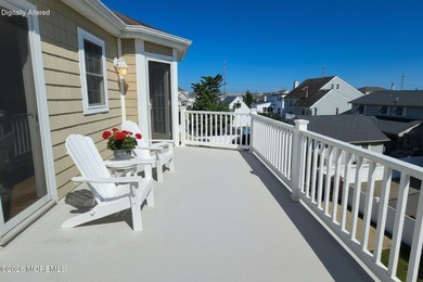 Welcome to this exceptional bayside retreat offering nearly 2 - photo 36