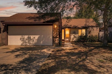Discover this beautifully maintained garden home in the - photo 39