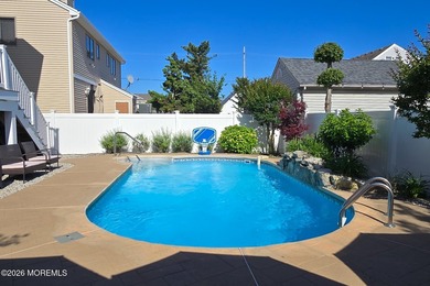 Welcome to this exceptional bayside retreat offering nearly 2 - photo 44
