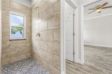 Waterfront living awaits at 1111 SW 5th Terrace, Cape Coral! - photo 15