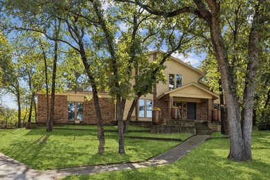 Lake Grapevine Home For Sale in Trophy Club Texas