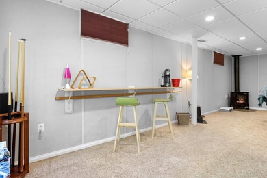 If Goldilocks stepped into this move-in ready home she would - photo 50