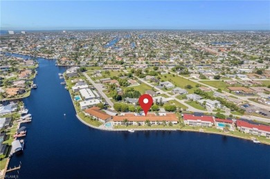 Cape Coral Lakes Area Condo For Sale in Cape Coral Florida