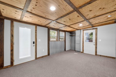 Welcome to this cozy 1-bedroom, 1-bath home in Kellogg, located - photo 10