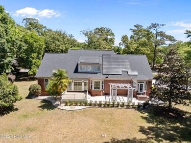 Welcome to 225 Shearwater Drive, a beautifully custom-built - photo 4