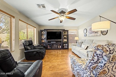Welcome to this beautifully maintained, original-owner residence - photo 12