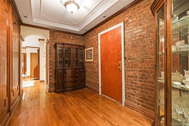 Welcome to this beautifully maintained, oversized two-bedroom, 1 - photo 12