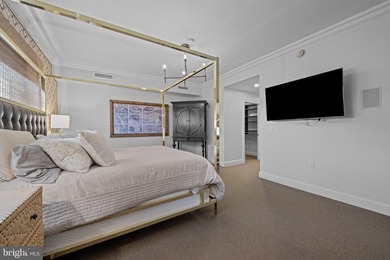 Exceptional two-bedroom, two full and one-half bath luxury - photo 23