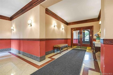 Welcome to this beautifully maintained, oversized two-bedroom, 1 - photo 26