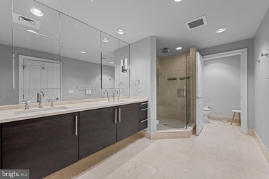 Exceptional two-bedroom, two full and one-half bath luxury - photo 27