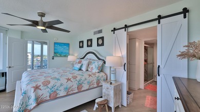 This is a beautifully remodeled and fully furnished 2 bedroom, 2 - photo 29