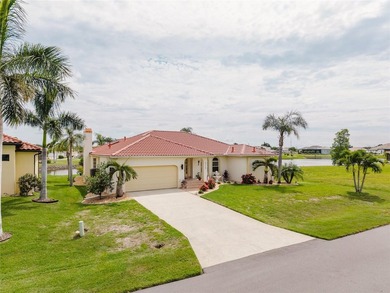 Welcome to Burnt Store Lakes, where lakefront views, generous - photo 39