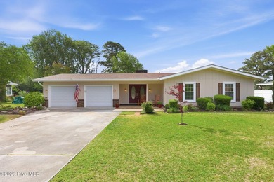 Lake Home For Sale in Newport, North Carolina
