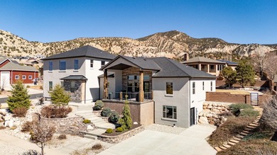 EXCEPTIONAL VALUE FOR THE SIZE, LOCATION, & MULTI-GENERATIONAL - photo 1